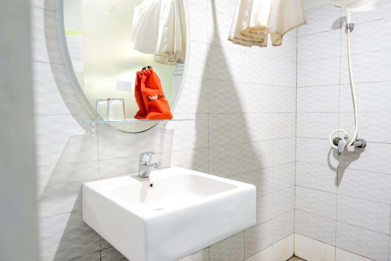 Reddoorz Plus At Sunrise Hotel Sanur Ngoại thất bức ảnh