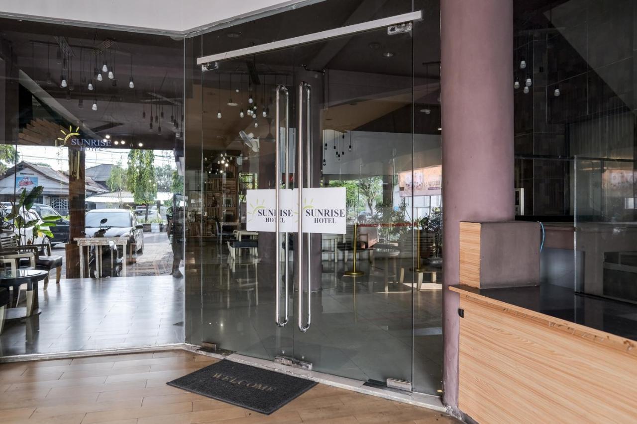 Reddoorz Plus At Sunrise Hotel Sanur Ngoại thất bức ảnh