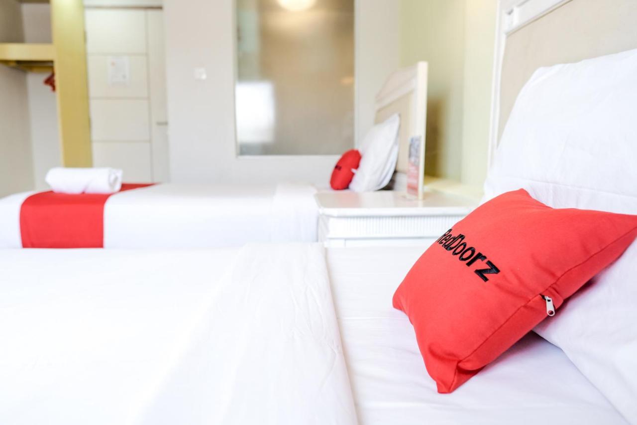 Reddoorz Plus At Sunrise Hotel Sanur Ngoại thất bức ảnh